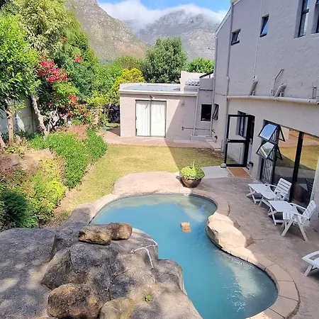 Guinea Fowl Poolside Apartment Kapstadt Exterior foto